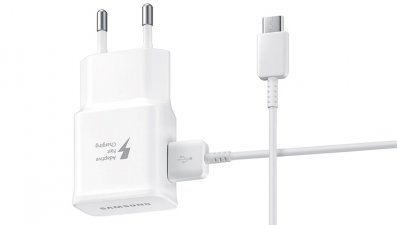 A lo iPhone: Samsung no incluiría cargador en el S21