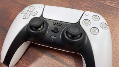 Es tan bueno el control de PS5 que hasta de Microsoft lo alaban