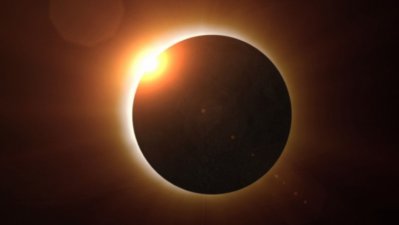 Ahora podrás fotografiar el eclipse desde un avión