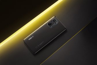 POCO da un giro y lanza en Chile dos equipos apuntando al gaming