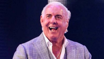 La WWE lo hace otra vez: Ric Flair fuera de la empresa