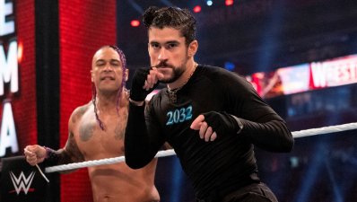 Bad Bunny gana el premio "Momento del año" en la WWE