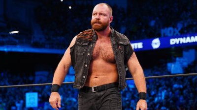 Jon Moxley deja la lucha libre para ingresar a tratamiento contra el alcoholismo