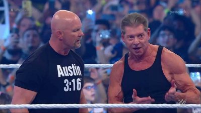 Stone Cold y Vince McMahon nos hicieron retroceder varias décadas