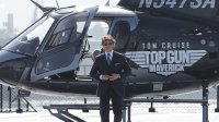 Tom Cruise llegó en helicóptero a la premiere de "Top Gun: Maverick"