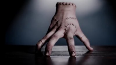 Wednesday: "Dedos" protagoniza el primer vistazo a la serie de "Merlina Addams"