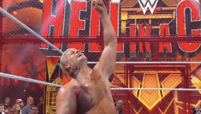 Hell in a Cell: Cody Rhodes salvó un evento que iba directo al olvido