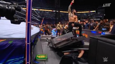 Roman Reigns sepultó a Brock Lesnar y seguirá siendo el campeón indiscutido de WWE