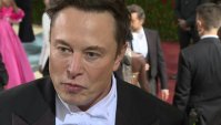 Elon Musk decide contrademandar a Twitter