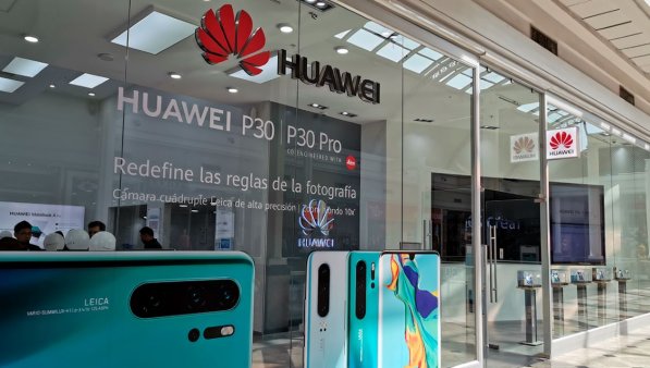 TecnoGeek: ¿Huawei se va de Chile?