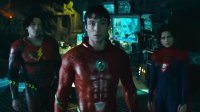 El choque de mundos es catastrófico en el tráiler final de "The Flash"