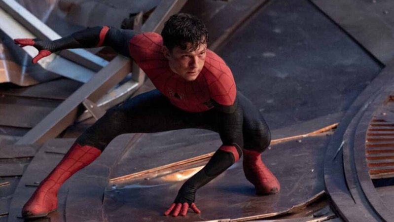 "Spider-Man 4" con Tom Holland pausó sus avances en apoyo a la huelga de guionistas