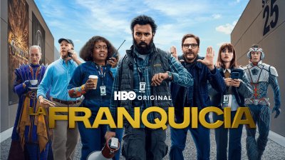 La Franquicia llega a reírse del cine de superhéroes