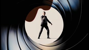 James Bond: El creador de Peaky Blinders se suma a la nueva película de 007